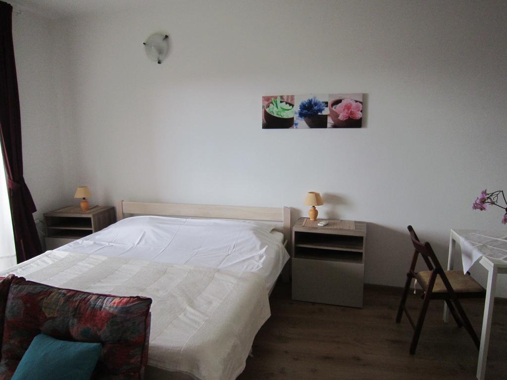 Studio apartment Maria Senj  Esterno foto