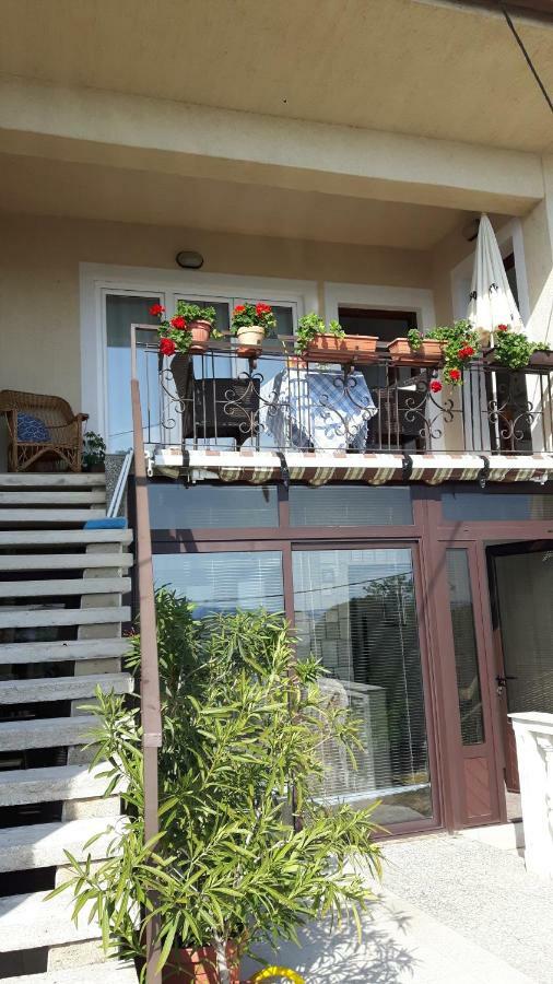 Studio apartment Maria Senj  Esterno foto